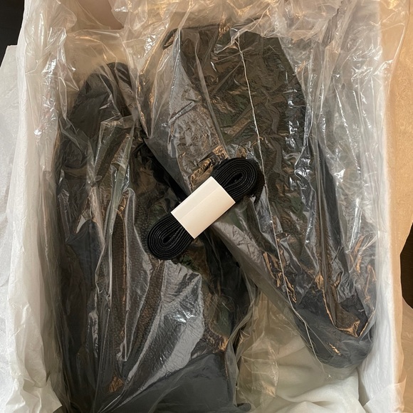 Balenciaga Shoes - Picture 5 of 12